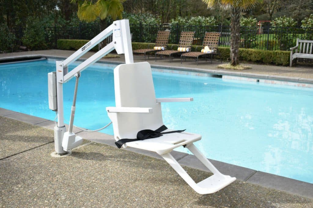 custom pool lift